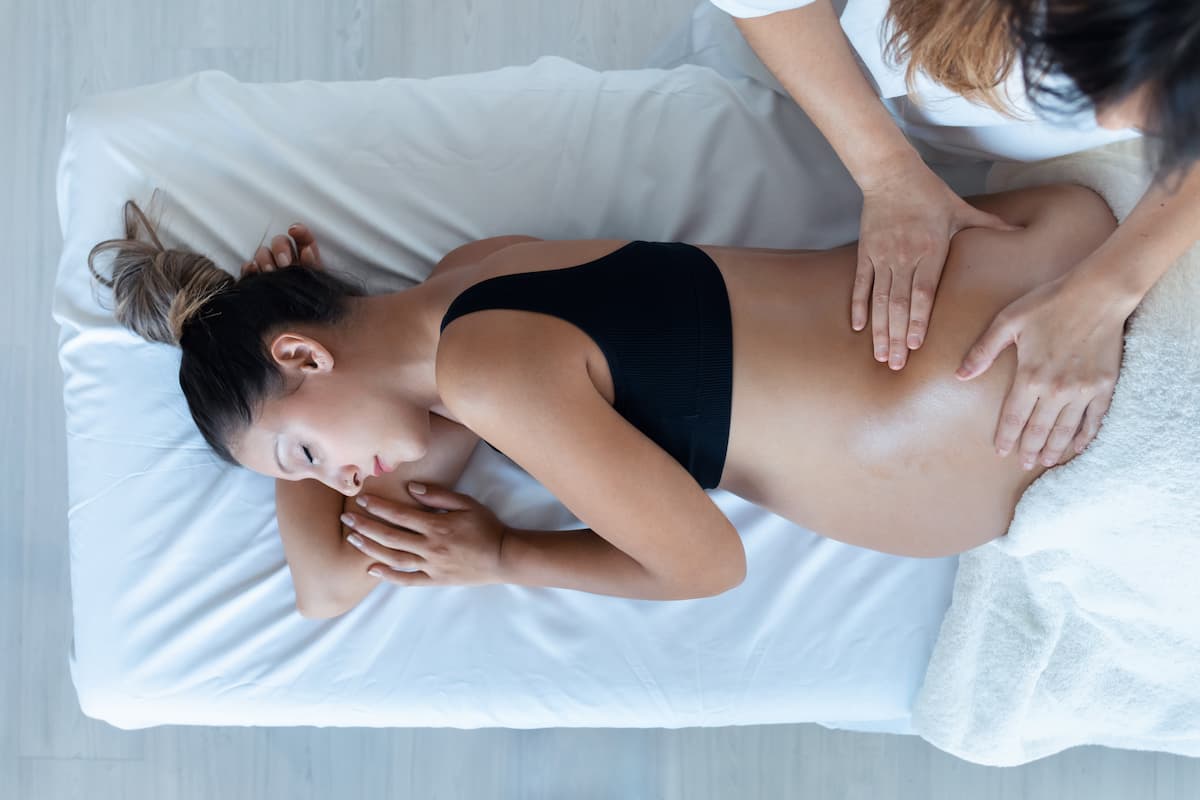 huile de massage femme enceinte