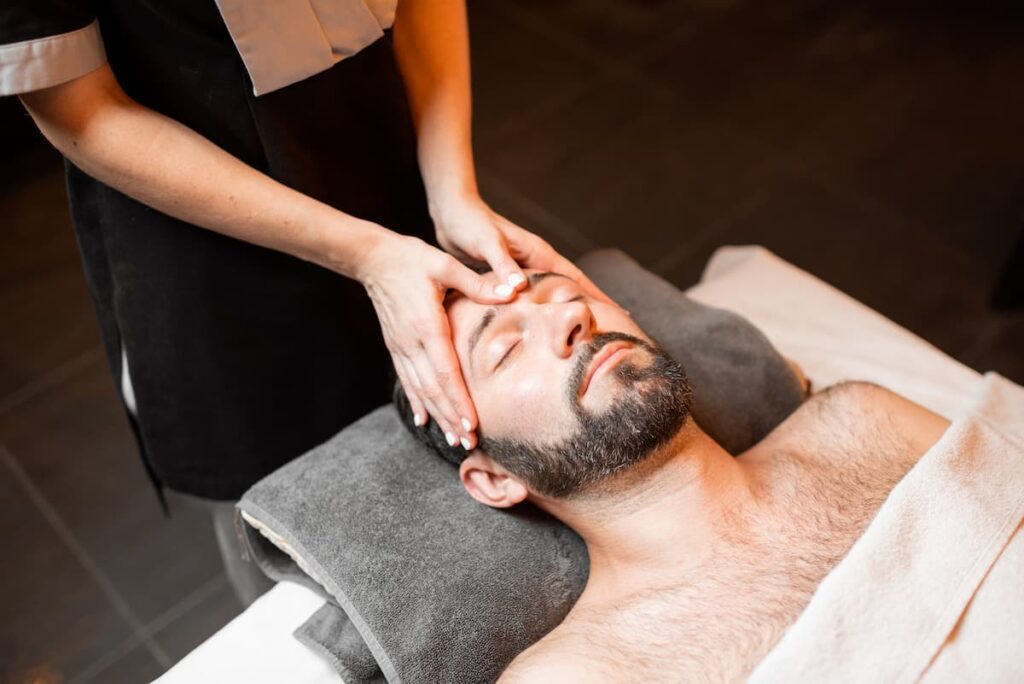 se faire masser par une femme