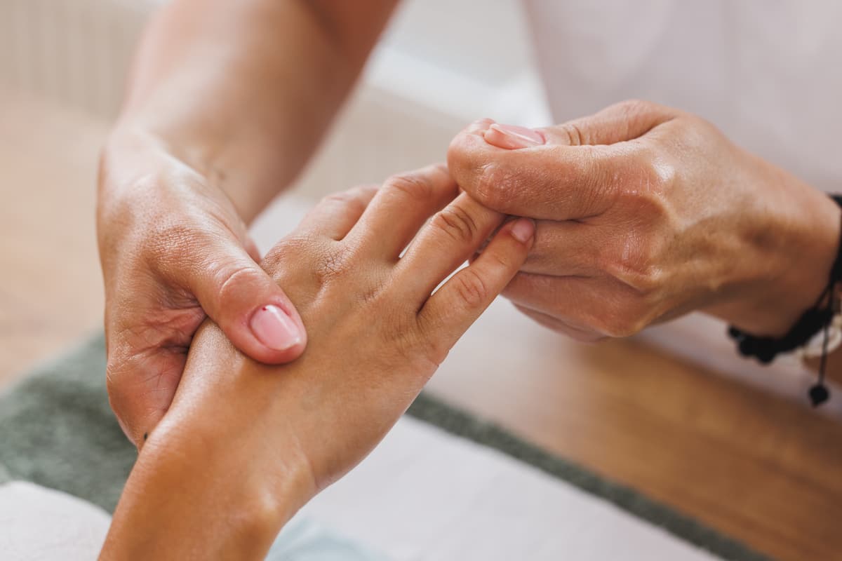 prendre soin de ses mains de masseur